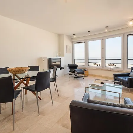 Διαμέρισμα Cockpit 0301 *